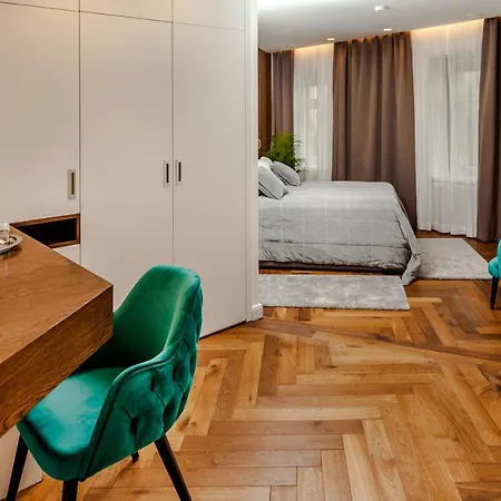 Eye Luxury Suites Hotel 3*