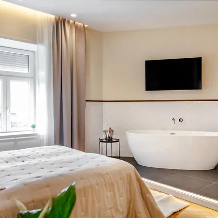Eye Luxury Suites Hotel