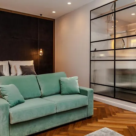 Eye Luxury Suites 3* بودابست
